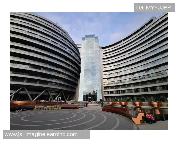 上海足球队在洲际杯的拼搏历程与荣耀时刻全景回顾