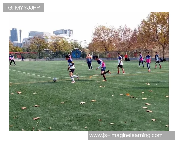 西安足球队在洲际杯积分榜上以82分稳居第一名展现强劲实力